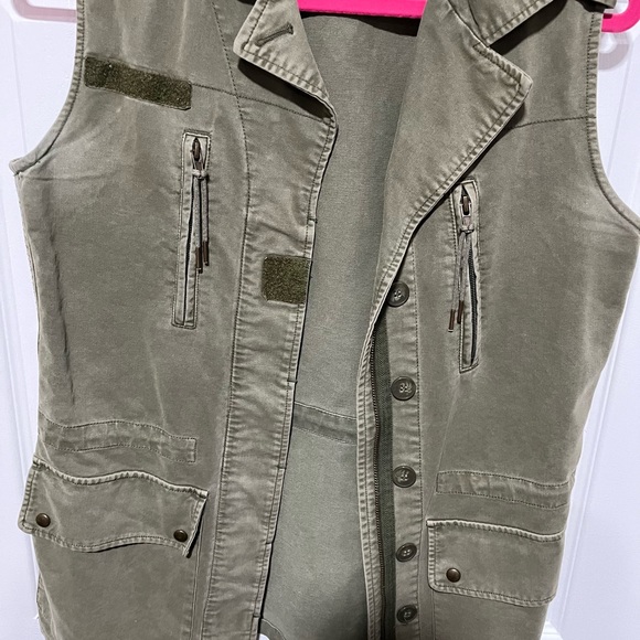 GREEN machine - Picture 2 of 4